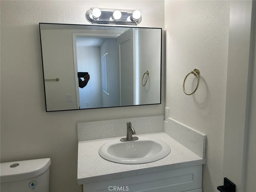 44155 10th W Lancaster, CA 93534