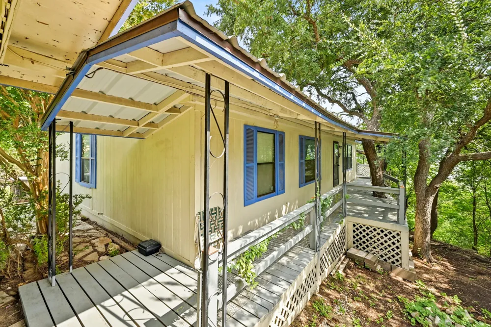 234 Terrace Drive Spicewood, TX 78669