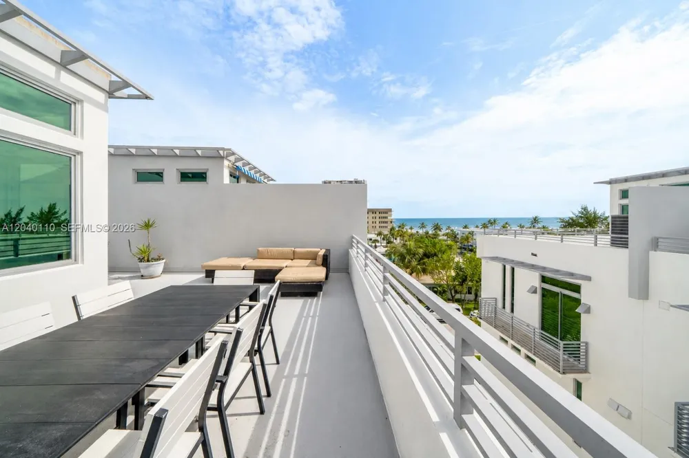 3406 SE 6th St #3406 Pompano Beach, FL 33062