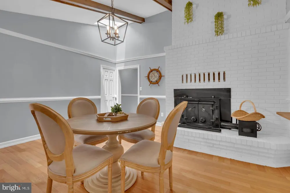 211 PINDELL AVENUE Annapolis, MD 21401