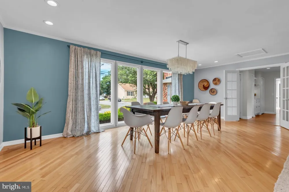 211 PINDELL AVENUE Annapolis, MD 21401