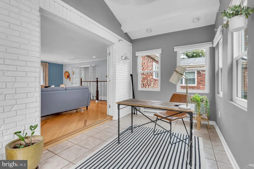 211 PINDELL AVENUE Annapolis, MD 21401