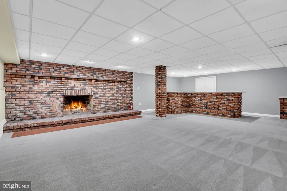 211 PINDELL AVENUE Annapolis, MD 21401