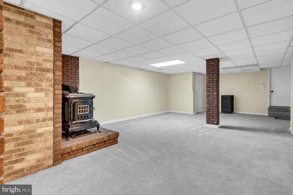 211 PINDELL AVENUE Annapolis, MD 21401