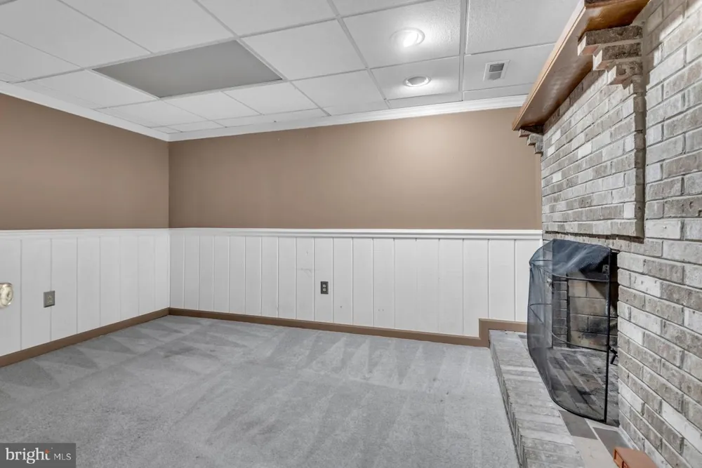 211 PINDELL AVENUE Annapolis, MD 21401