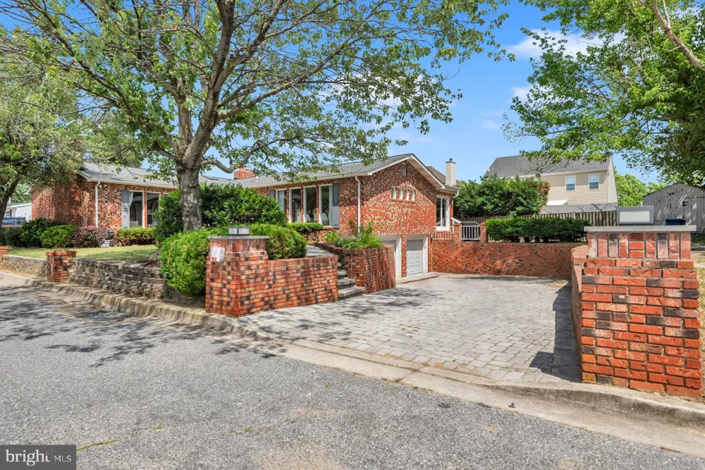 211 PINDELL AVENUE Annapolis, MD 21401
