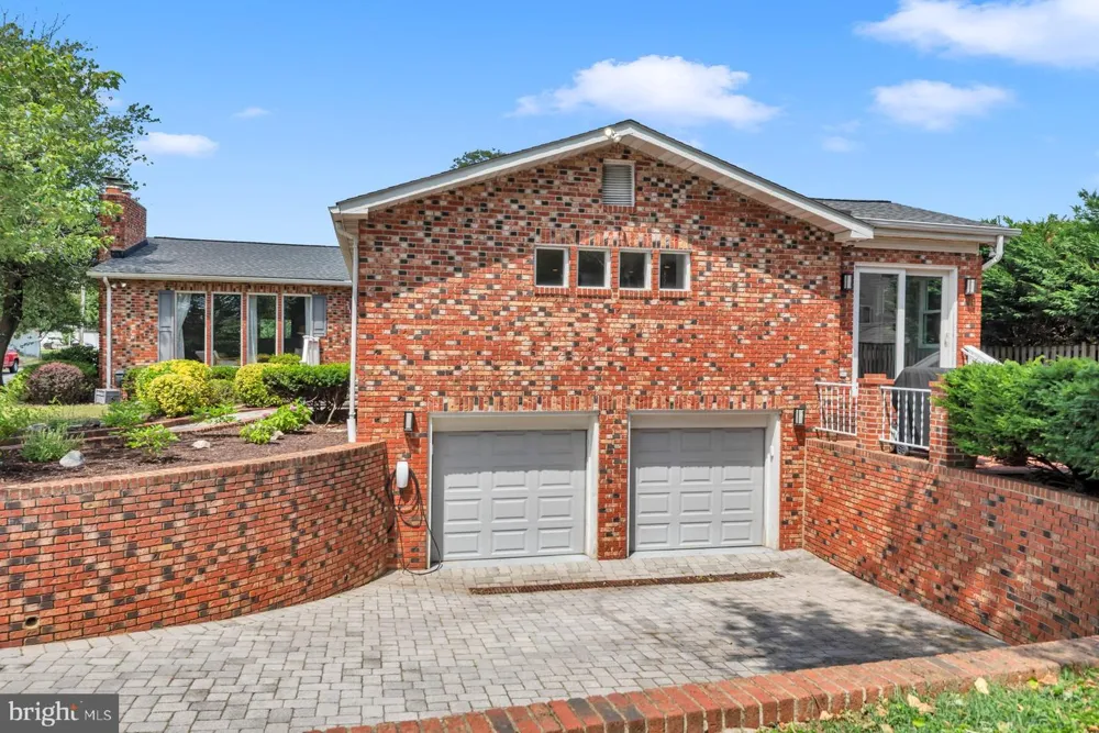 211 PINDELL AVENUE Annapolis, MD 21401