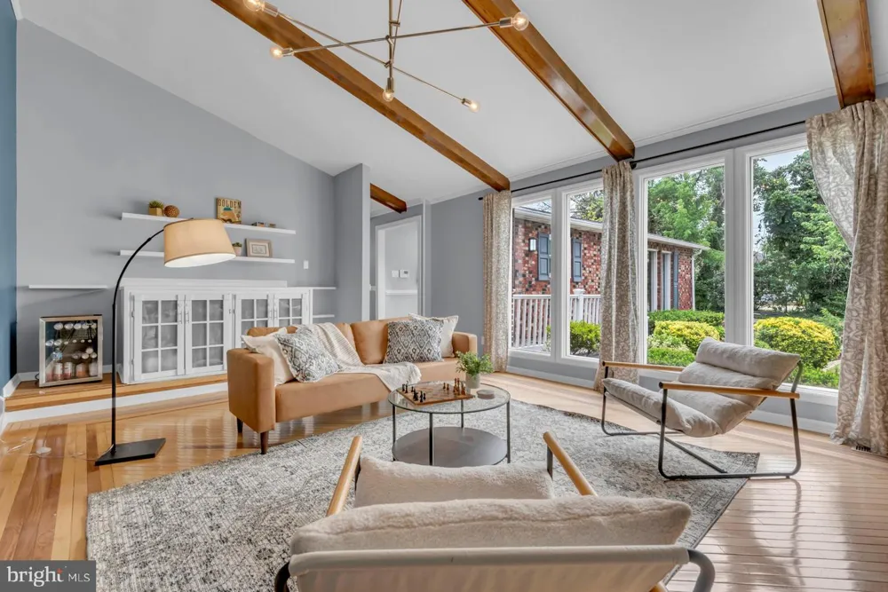 211 PINDELL AVENUE Annapolis, MD 21401