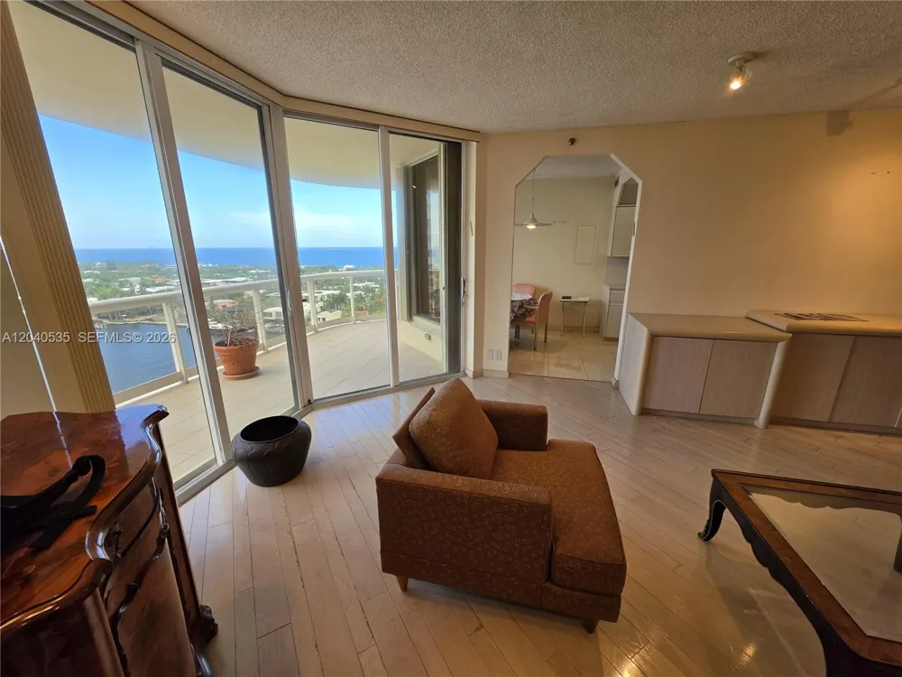 20191 E Country Club Dr #1805 Aventura, FL 33180
