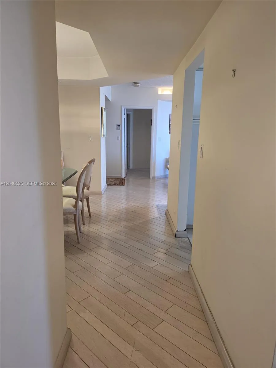 20191 E Country Club Dr #1805 Aventura, FL 33180