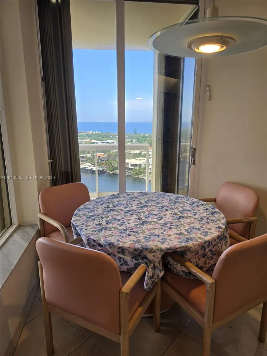 20191 E Country Club Dr #1805 Aventura, FL 33180