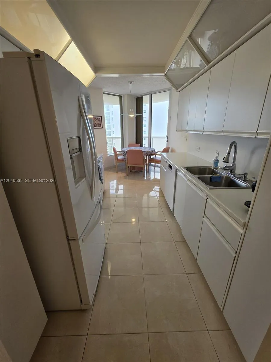 20191 E Country Club Dr #1805 Aventura, FL 33180