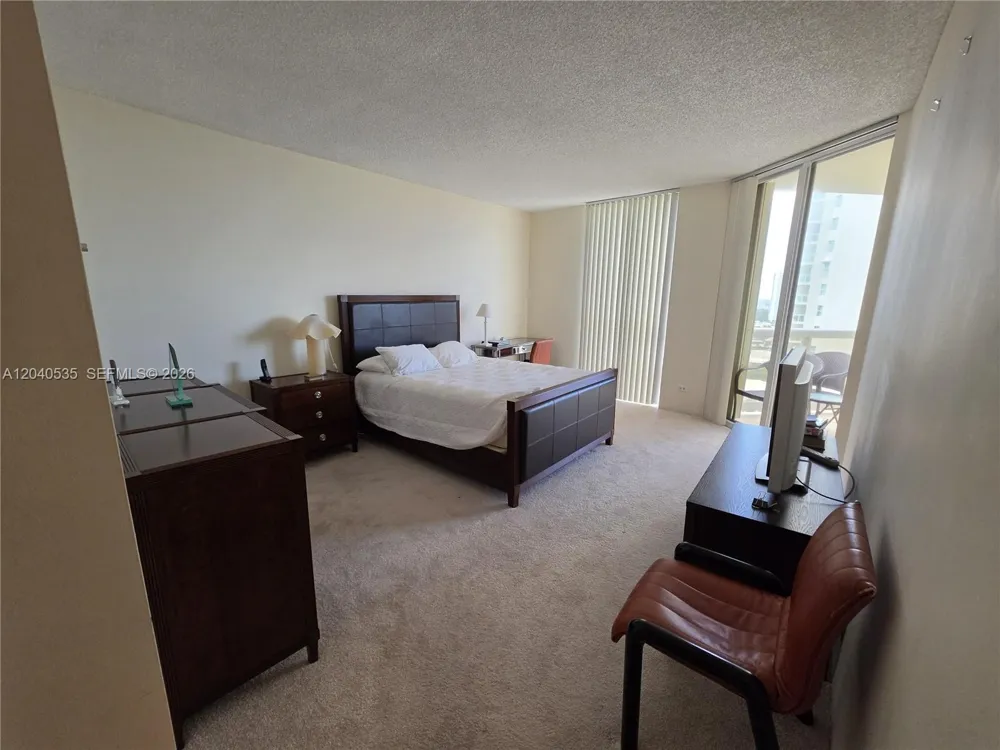 20191 E Country Club Dr #1805 Aventura, FL 33180