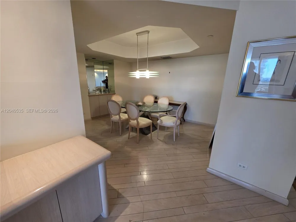 20191 E Country Club Dr #1805 Aventura, FL 33180