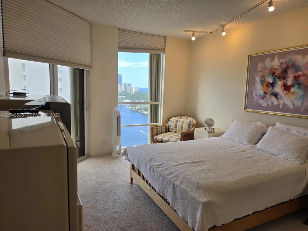 20191 E Country Club Dr #1805 Aventura, FL 33180