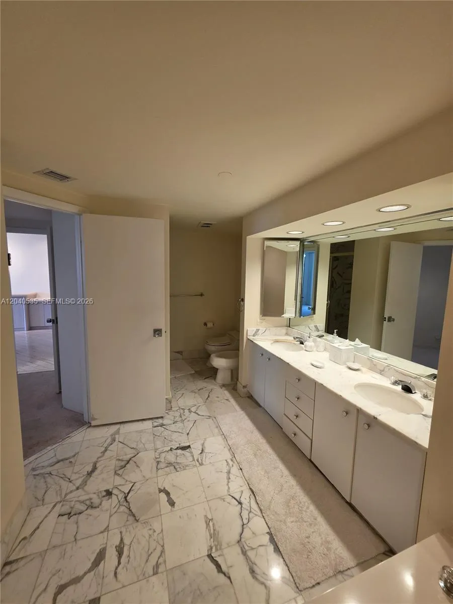 20191 E Country Club Dr #1805 Aventura, FL 33180