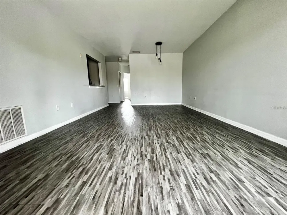 6011 SKYDALE WAY #201 Riverview, FL 33578