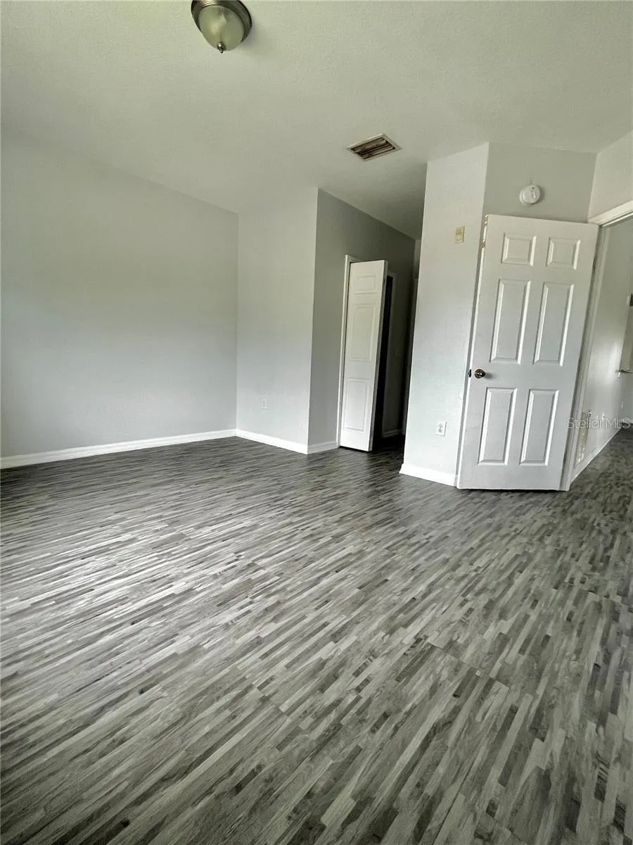 6011 SKYDALE WAY #201 Riverview, FL 33578