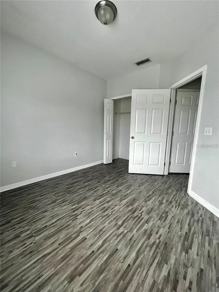 6011 SKYDALE WAY #201 Riverview, FL 33578