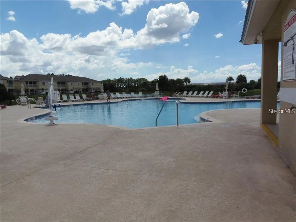 6011 SKYDALE WAY #201 Riverview, FL 33578