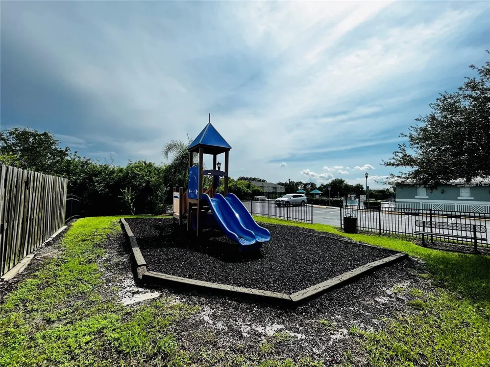 6011 SKYDALE WAY #201 Riverview, FL 33578
