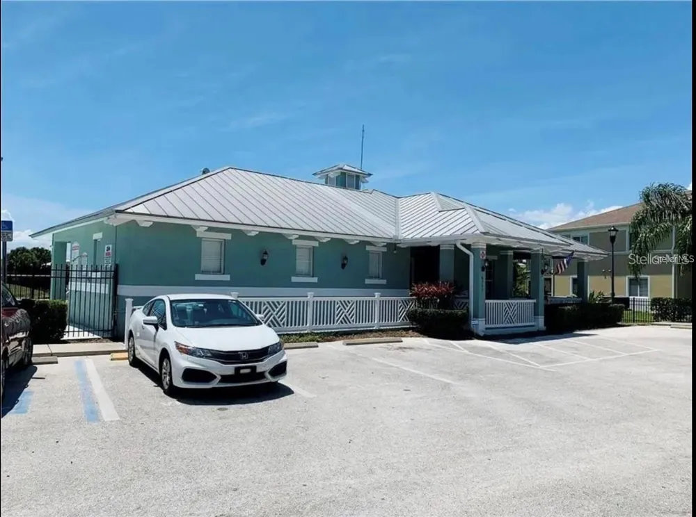 6011 SKYDALE WAY #201 Riverview, FL 33578