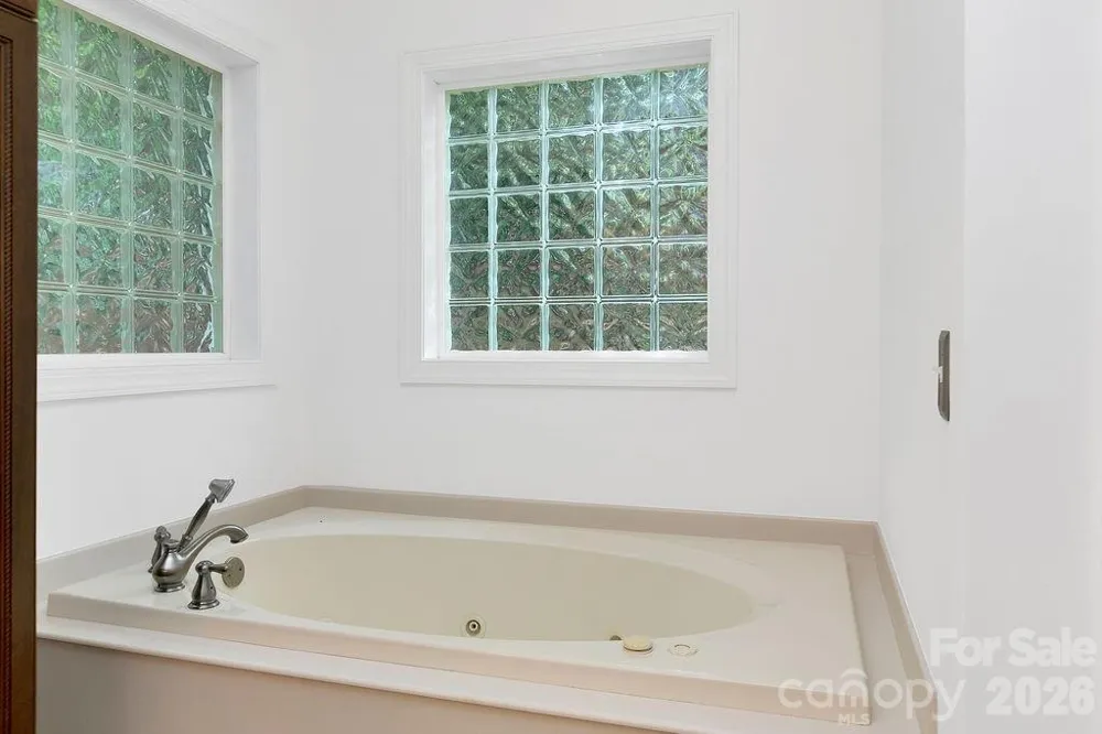 359 Davids Trace Pisgah Forest, NC 28768