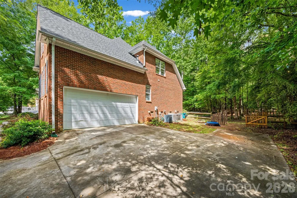 2035 Slippery Rock Cove Clover, SC 29710
