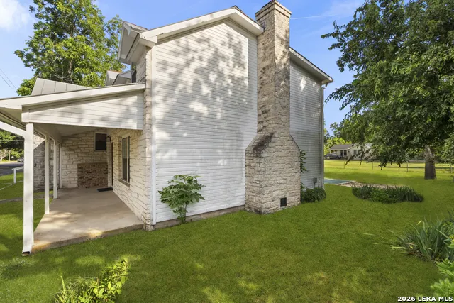 501 W CREEK ST Fredericksburg, TX 78624