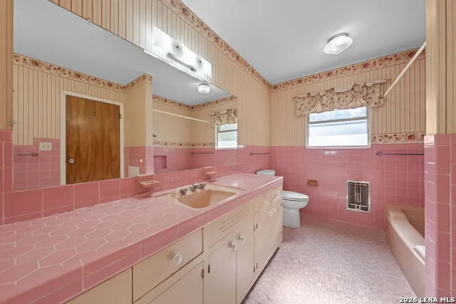 133 Royal Oaks Kerrville, TX 78028