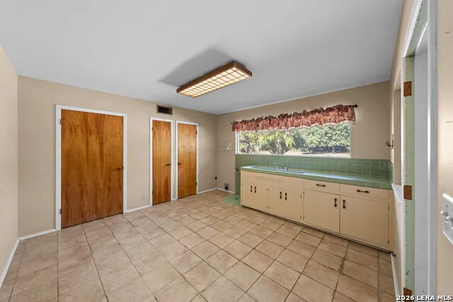 133 Royal Oaks Kerrville, TX 78028
