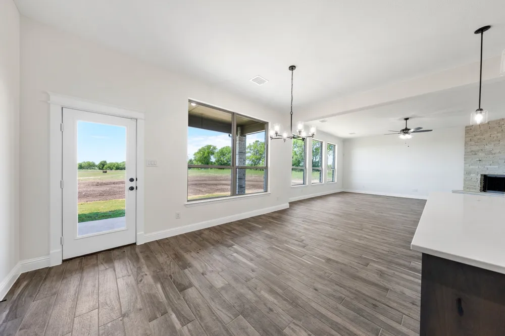 2561 Posey Lane Waxahachie, TX 75167