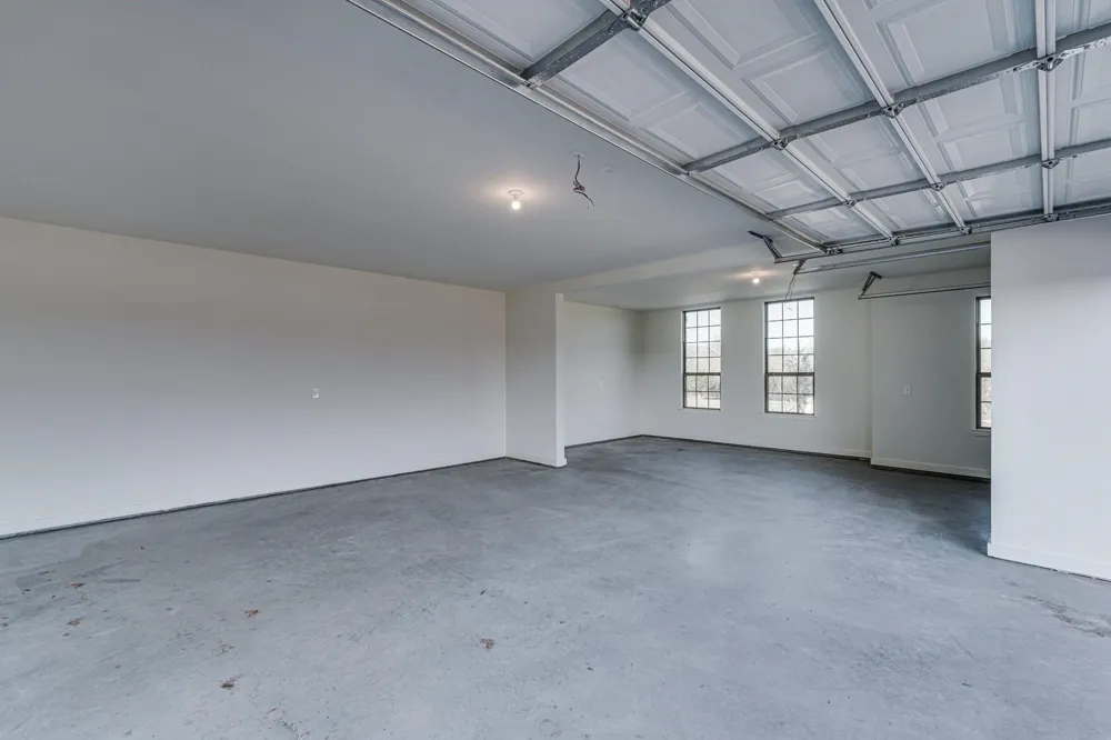 2561 Posey Lane Waxahachie, TX 75167