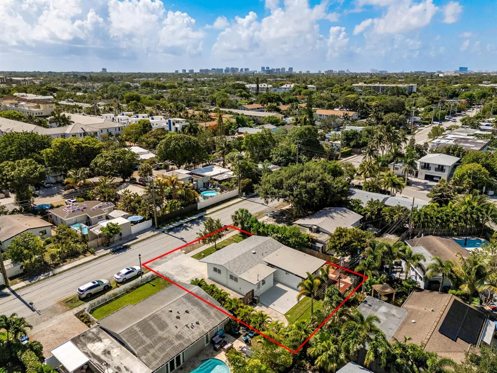 2733 NE 6th Avenue Wilton Manors, FL 33334