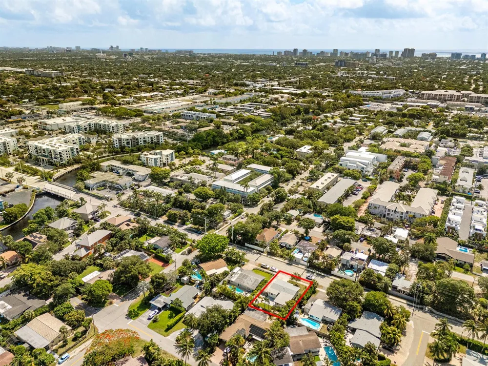 2733 NE 6th Avenue Wilton Manors, FL 33334