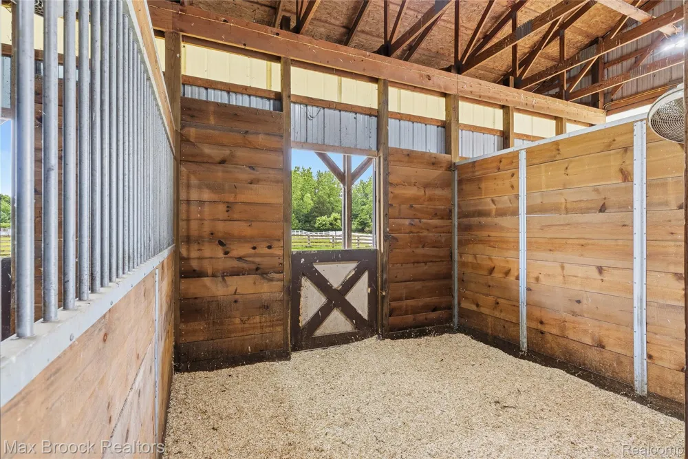 2566 5 Mile Road Lincoln Township, MI 48642