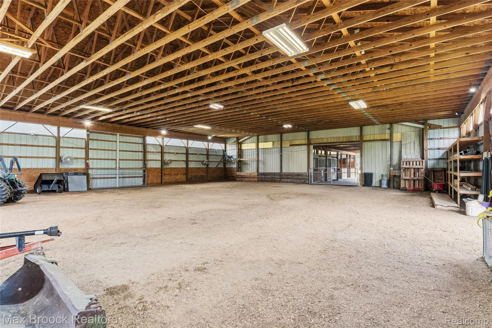 2566 5 Mile Road Lincoln Township, MI 48642
