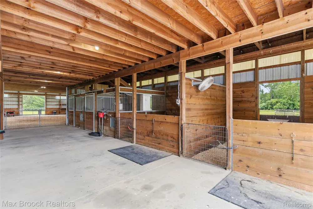 2566 5 Mile Road Lincoln Township, MI 48642