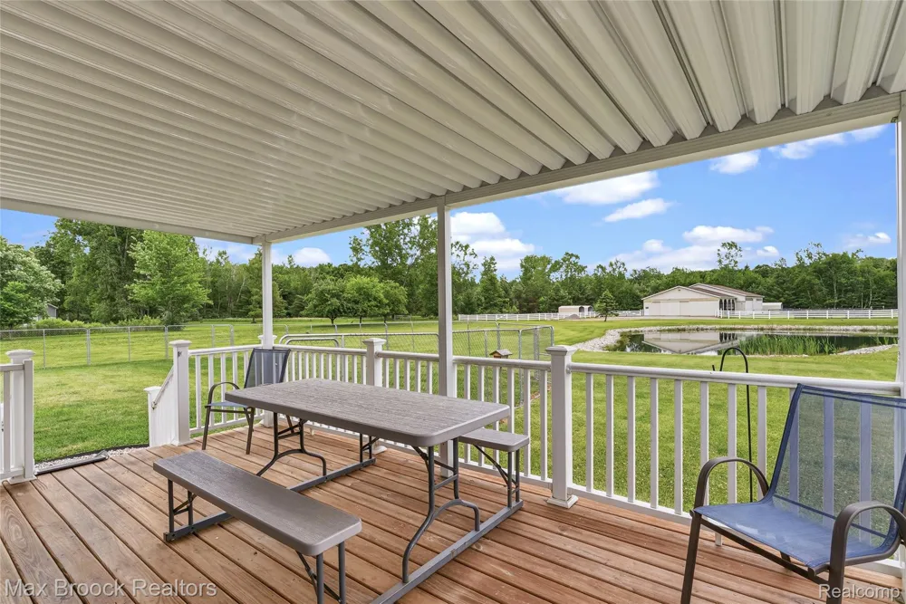 2566 5 Mile Road Lincoln Township, MI 48642
