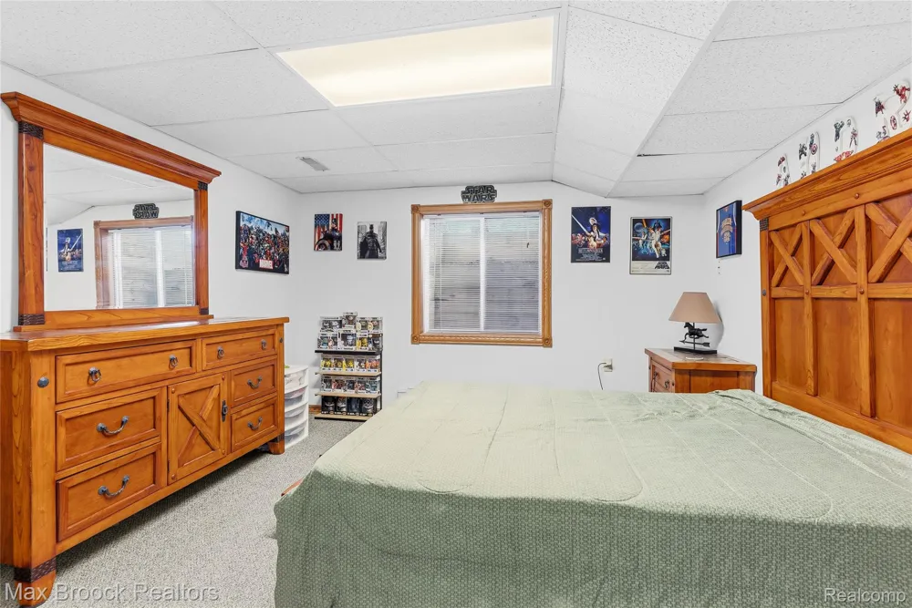 2566 5 Mile Road Lincoln Township, MI 48642
