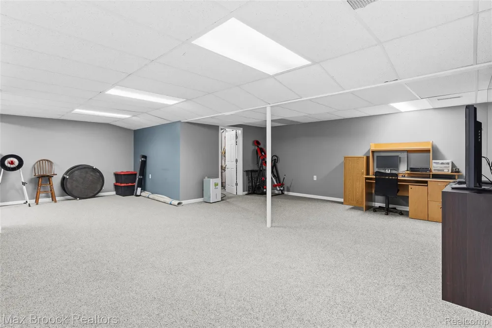 2566 5 Mile Road Lincoln Township, MI 48642