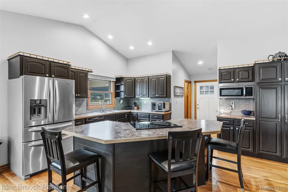 2566 5 Mile Road Lincoln Township, MI 48642