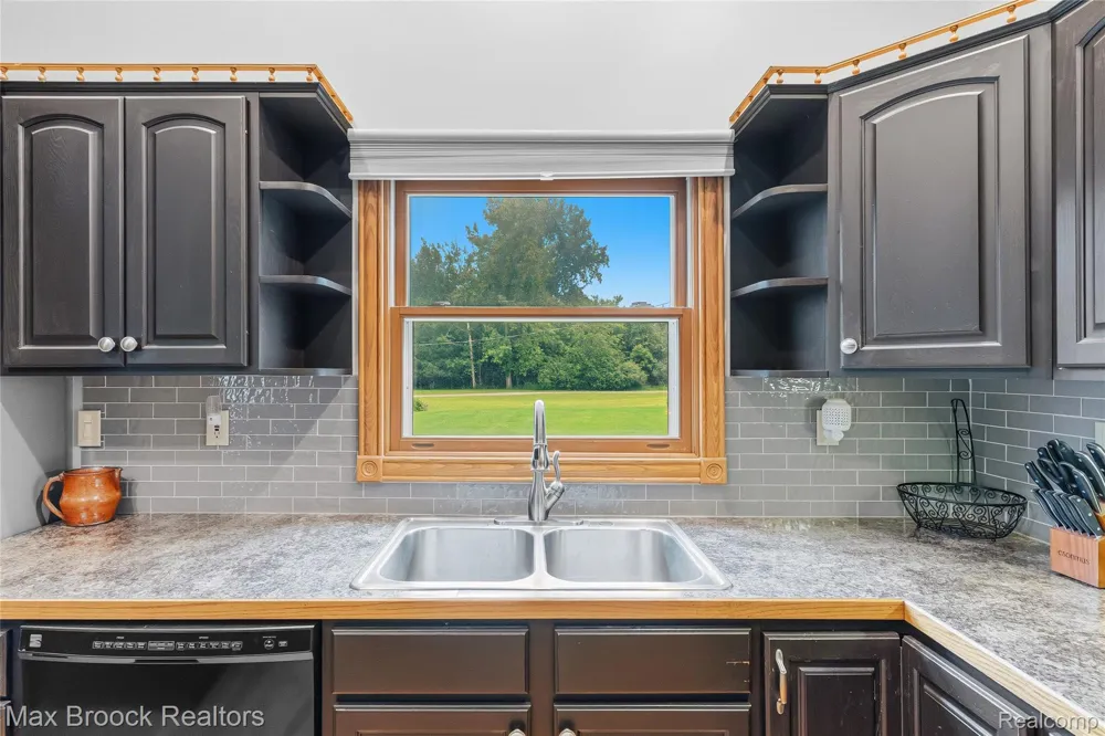 2566 5 Mile Road Lincoln Township, MI 48642