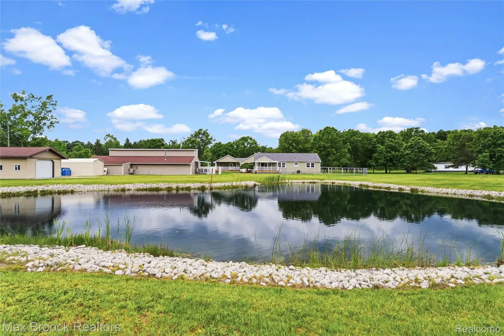 2566 5 Mile Road Lincoln Township, MI 48642