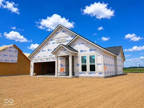 8811 Constitution Trail