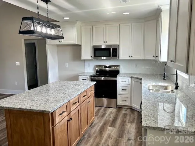 295 Northbrook III School Road Vale, NC 28168