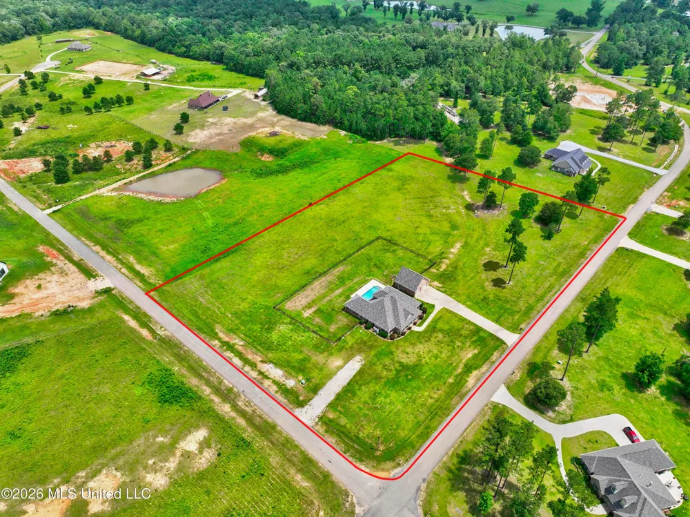74 The Hills Drive Carriere, MS 39426