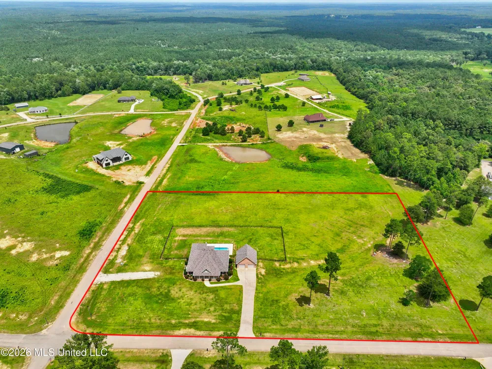 74 The Hills Drive Carriere, MS 39426