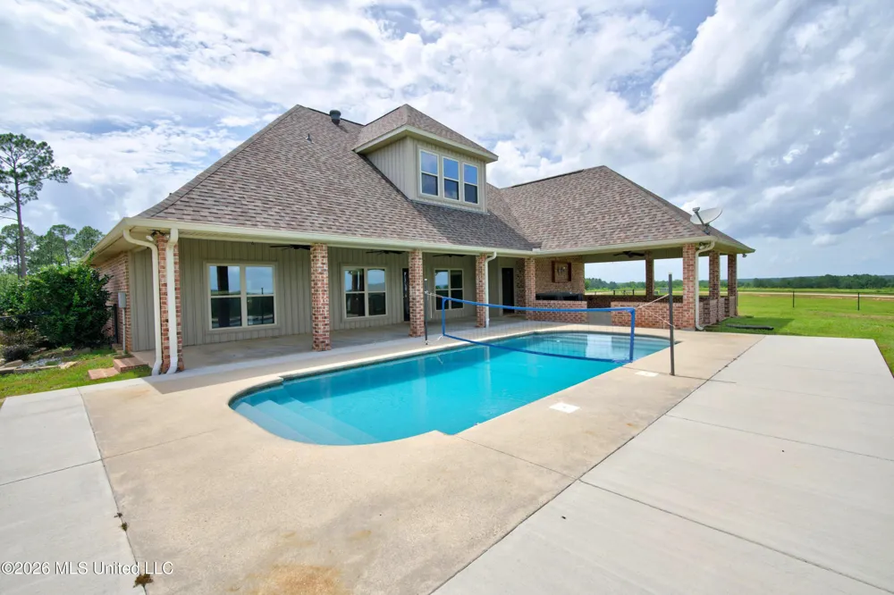 74 The Hills Drive Carriere, MS 39426