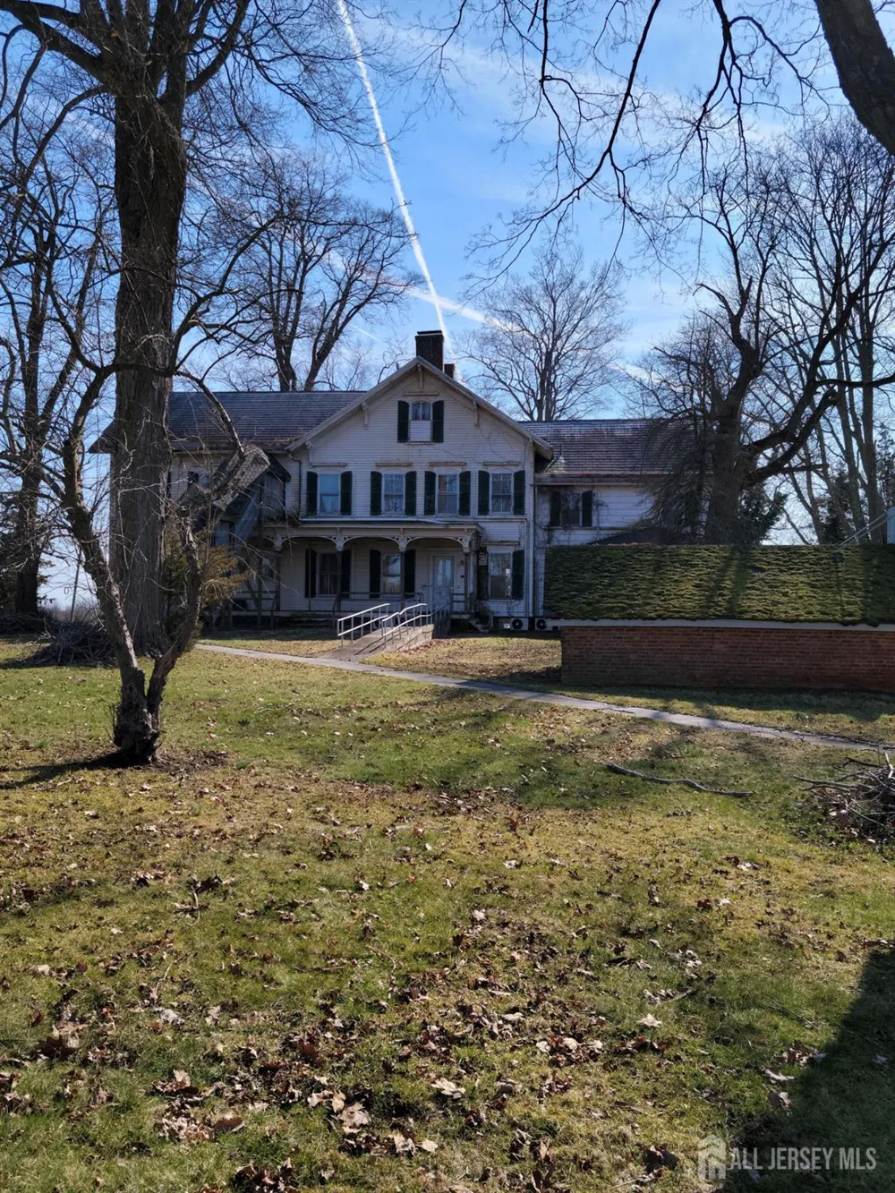 184-186 State Route 34 Holmdel, NJ 07733